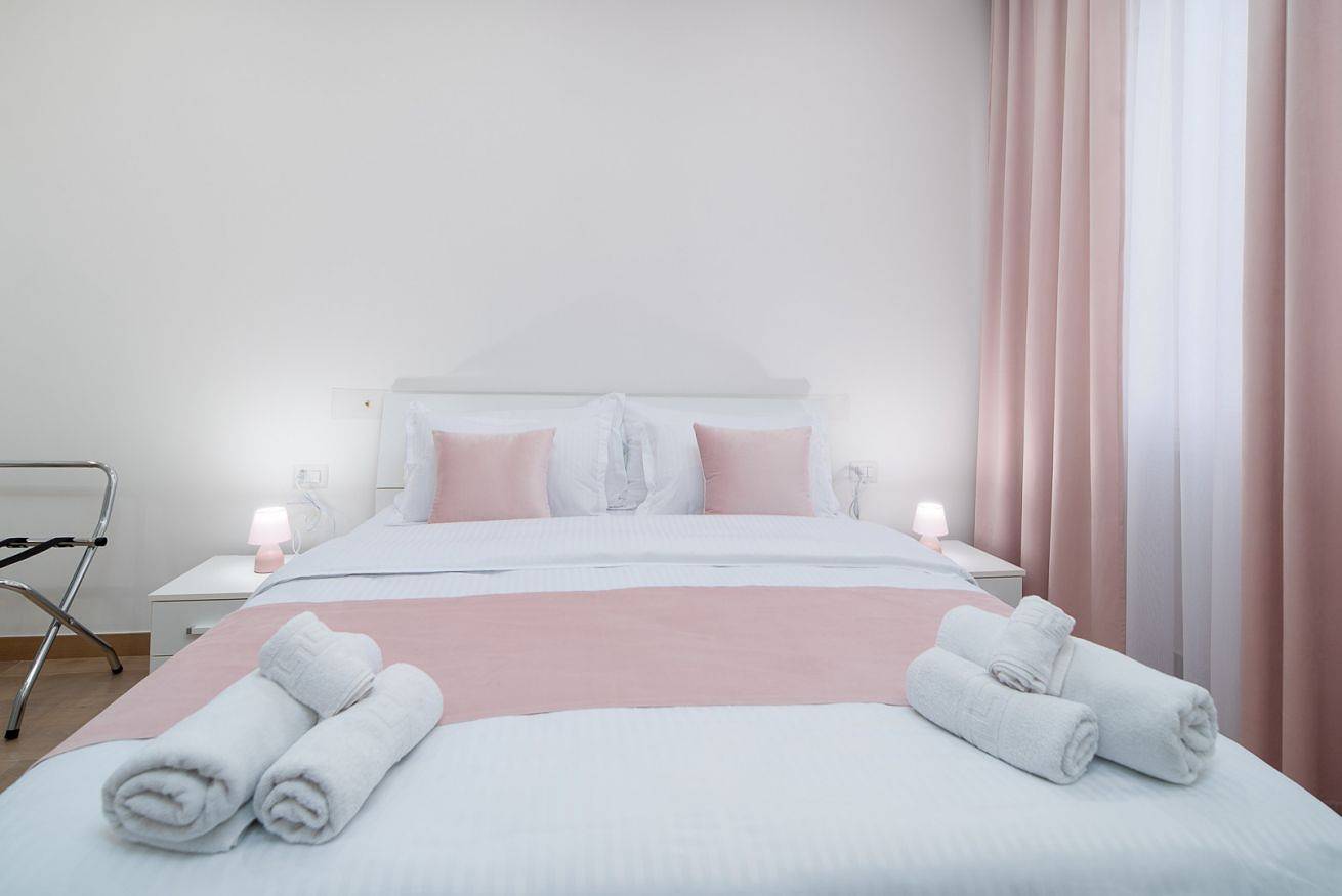 Lovely Rooms - Room 5 by Rentbeat in Civitavecchia, Provincia di Roma