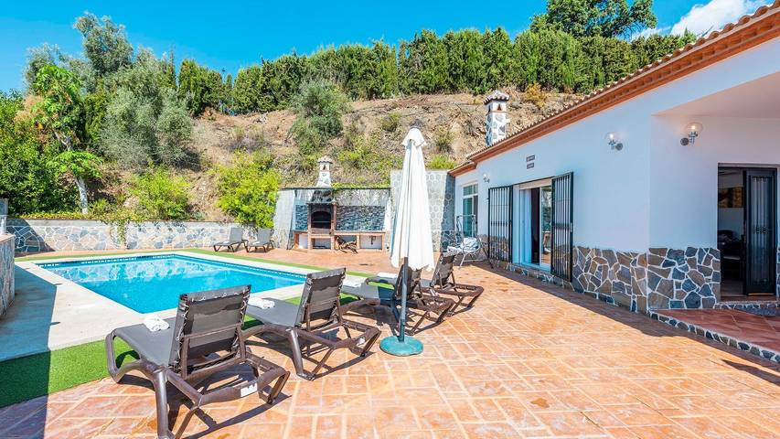 Casa rural para 6 personas, con piscina y balcón/terraza, Se admiten mascotas en Canillas de Albaida - 2