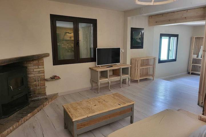 House In The Mountains With Swimming Pool in Prades (Spanien), Baix Camp