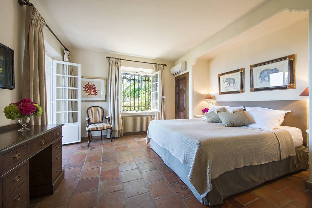 Exceptional provencal-style villa with stunning panoramic sea views in Saint-Jean-Cap-Ferrat, Mediterranean Coast (France)