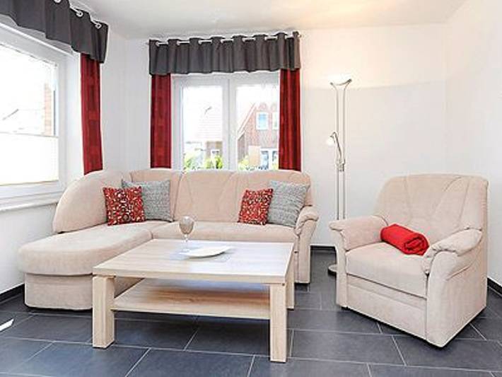 Ferienhaus für 4 Personen, mit Terrasse, kinderfreundlich in Neuharlingersiel - 2