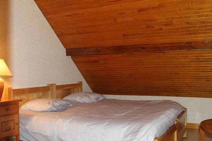 Location de vacances pour 6 personnes, avec jardin à Leschaux - 4