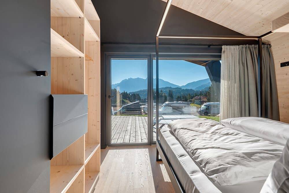 Geheel appartement, Chalet 'Einheit D' met Uitzicht op de Bergen, Privéterras en Wi-Fi in Deutschnofen, Eggental