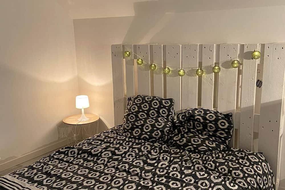 House in the center of Cloyes sur le Loir with swimming pool. in Cloyes-sur-le-Loir, Châteaudun und Umgebung