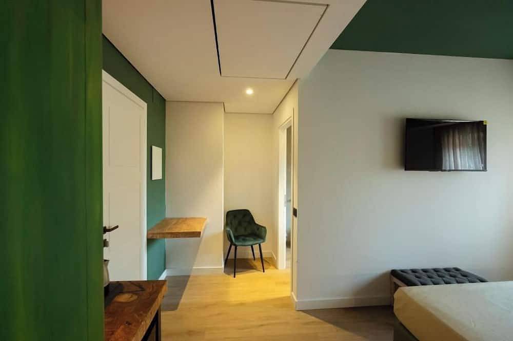 Apartamento entero, Habitación con cama de matrimonio in Briatico, Provincia de Vibo Valentia