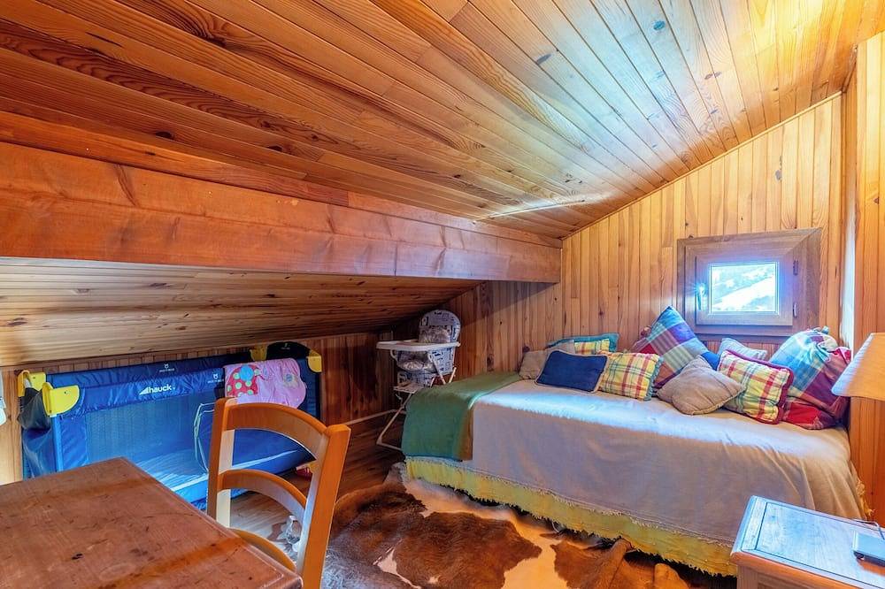 Le Mazot du Genévrier: Your haven of peace 15 minutes from the slopes! in Les Clefs, Annecy und Umgebung