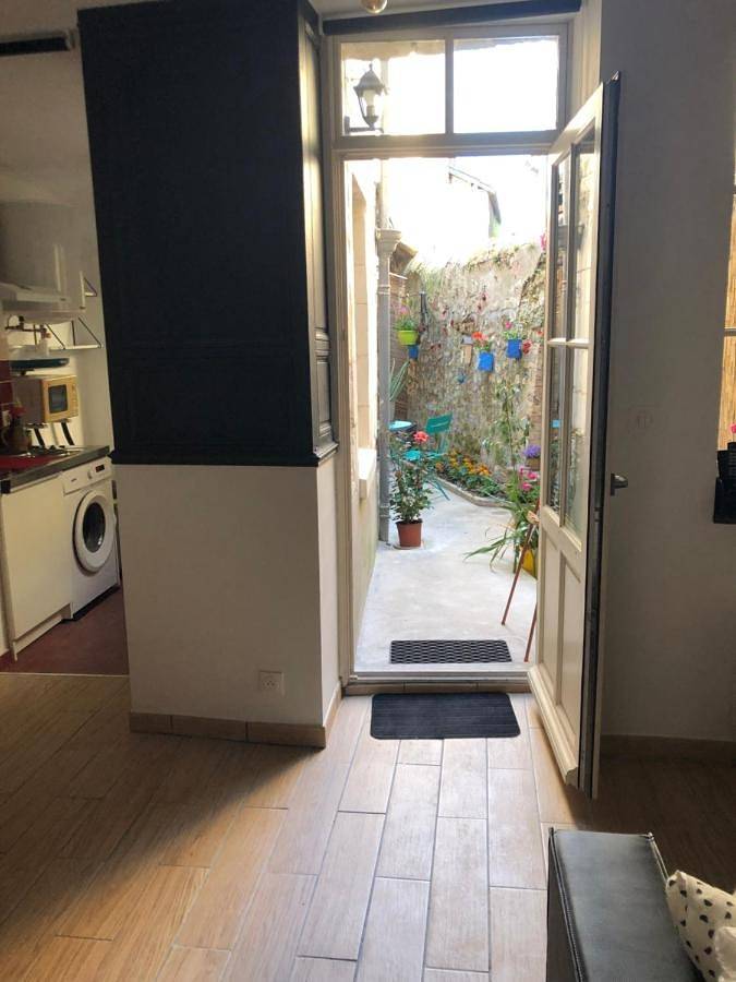 Appartement entier, One-Bedroom Apartment in Le Lude, Vallée de la Loire
