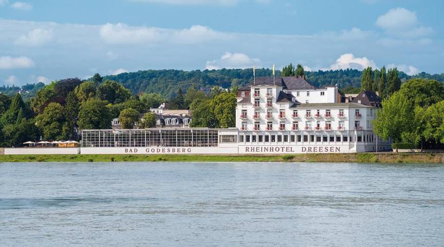 Hotel für 2 Personen, mit Terrasse und Garten sowie Ausblick in Bad Godesberg