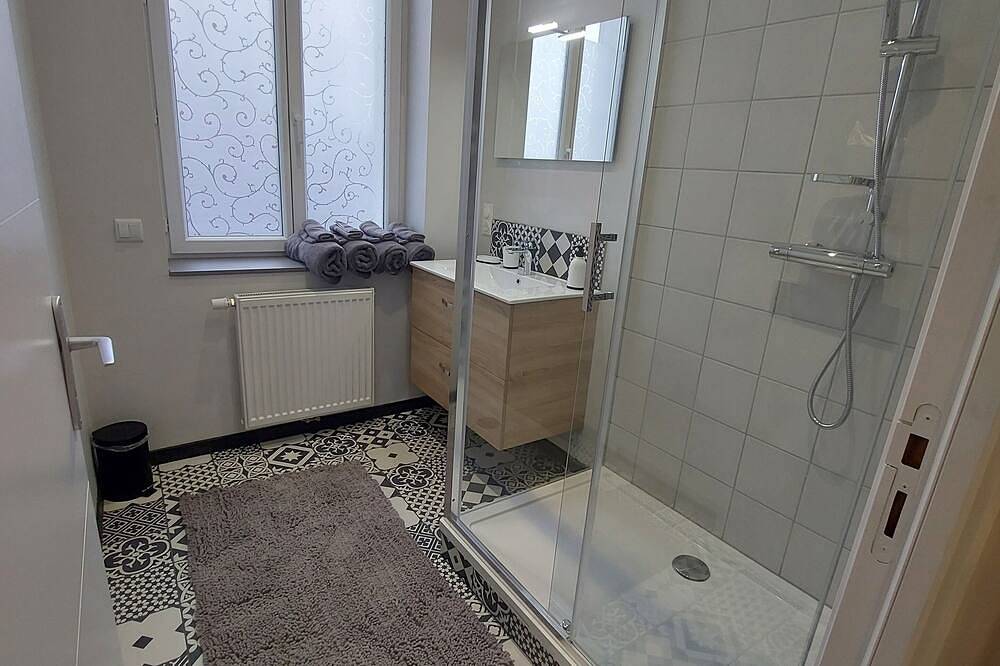 Entire apartment, B As in... Forest walk in Saint-Amand-les-Eaux, Valenciennes region