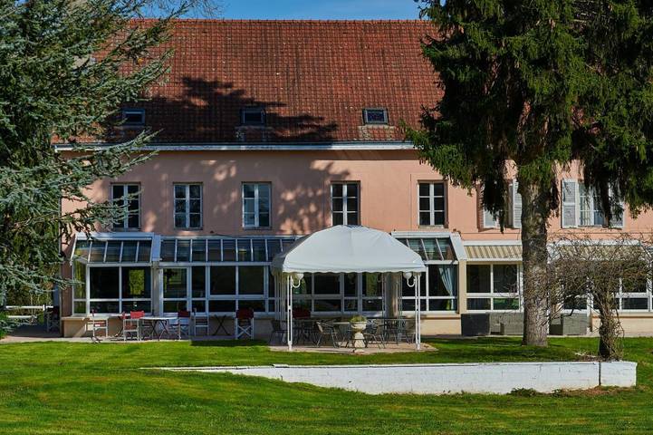 Hôtel pour 2 personnes, avec jardin et vue, animaux acceptés dans Bazeilles - 2