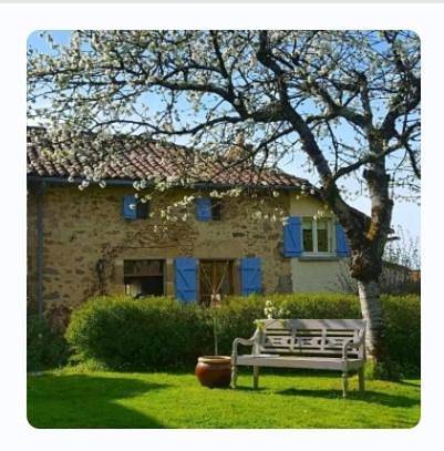 Location de vacances pour 4 personnes, avec vue ainsi que piscine et jardin dans Terres-de-Haute-Charente - 2