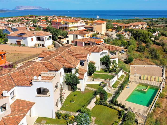 Appartamento per 6 persone, con giardino e terrazza in Tanaunella