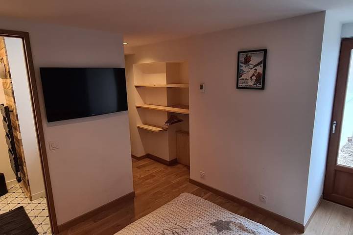 Entire apartment, St Gervais les Bains, on the heights, magnificent view, apartment sleeps 12 in Saint-Gervais-les-Bains, Pays du Mont-Blanc