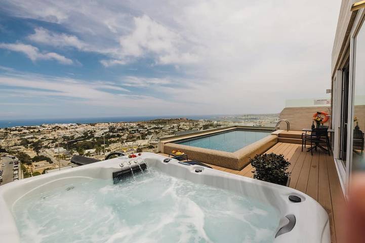 Appartamento per 4 persone, con balcone e idromassaggio in Mellieha