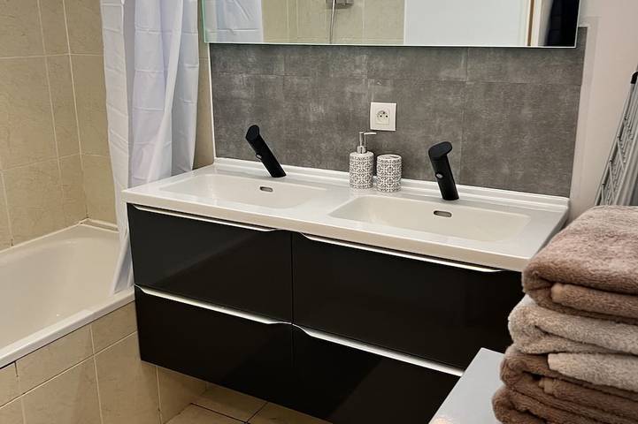 Gîte pour 6 personnes, avec jardin et terrasse, animaux acceptés à Montévrain - 4