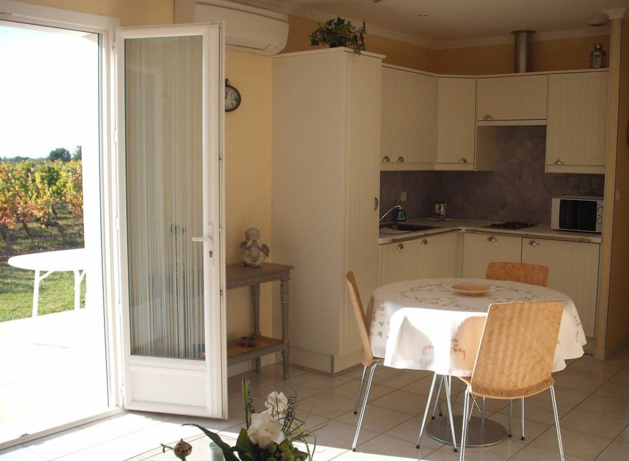 Gîte Le Havre du Vignoble in Saint-Philippe-d'Aiguille, Région de Libourne