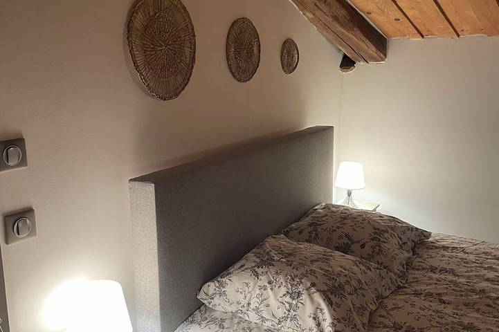 Gîte pour 5 personnes, avec jardin ainsi que terrasse et piscine à Hauterives - 2