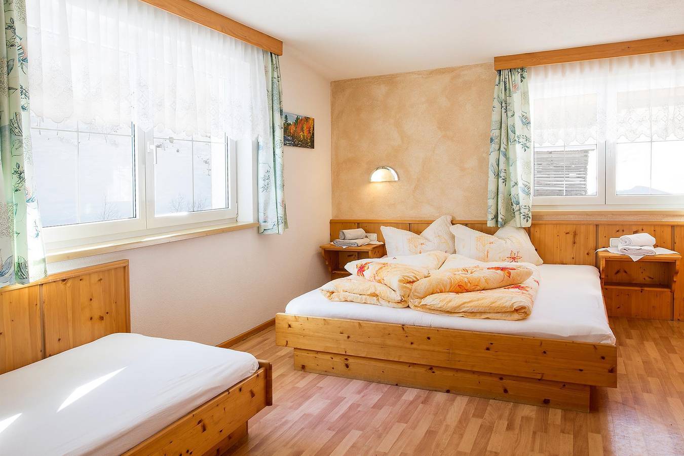 Ganze Ferienwohnung, Top 2 für 4-10 Personen in Kappl, Verwall