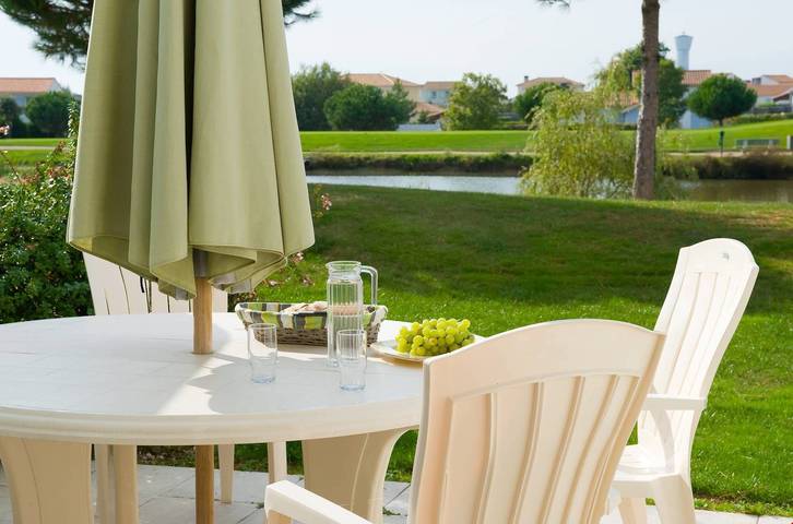 Maison de vacances pour 5 personnes, avec balcon et piscine, animaux acceptés dans 