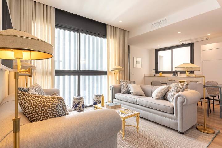 Vakantieappartement voor 5 personen, met balkon en zwembad in Sevilla