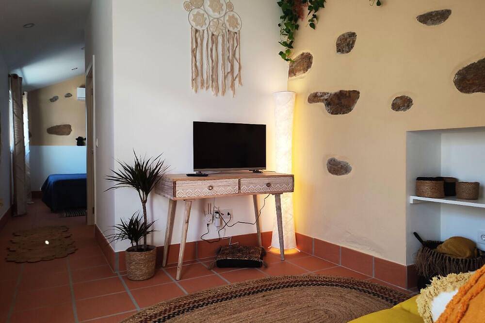 Casa Floresta - Qta de Matrena, 10m from Tomar and the Castelo de Bode reservoir in Tomar, Santarém District