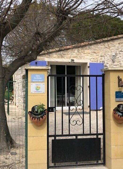 Gîte pour 4 personnes, avec terrasse et piscine à Saint-Maurice-de-Cazevieille