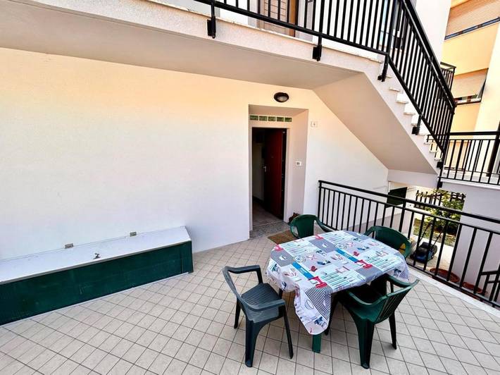 Gîte pour 8 personnes, avec terrasse, animaux acceptés à Sirolo - 4