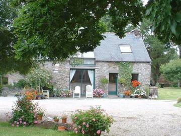 Gîte pour 6 personnes, avec jardin et vue, animaux acceptés dans Bon Repos sur Blavet