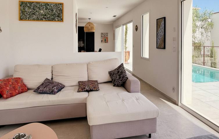 Location de vacances pour 6 personnes, avec terrasse et piscine à Nîmes - 4