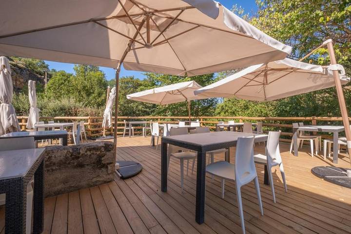 Location de vacances pour 5 personnes, avec terrasse et vue à Saint-Jean-du-Bruel - 4