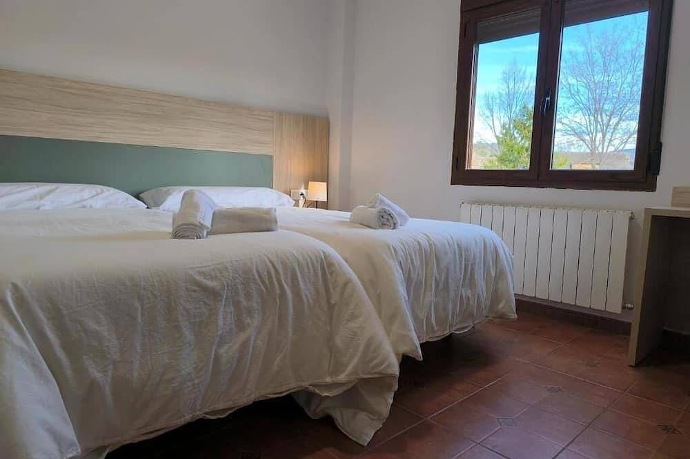 Masia Del Cura in Rubielos de Mora, Teruel Region