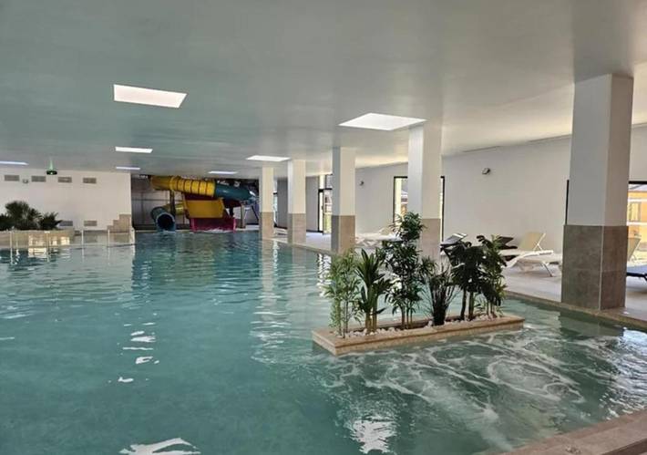 Camping pour 6 personnes, avec Piscine et Sauna