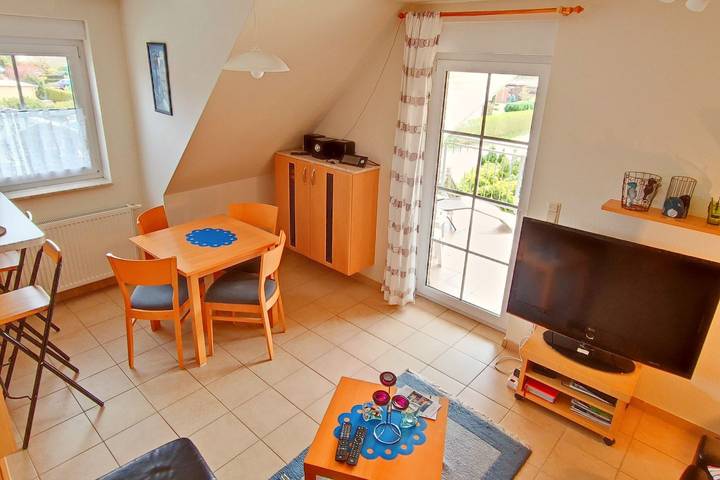 Ferienwohnung für 3 Personen, mit Balkon und Garten sowie Ausblick in Zempin - 3