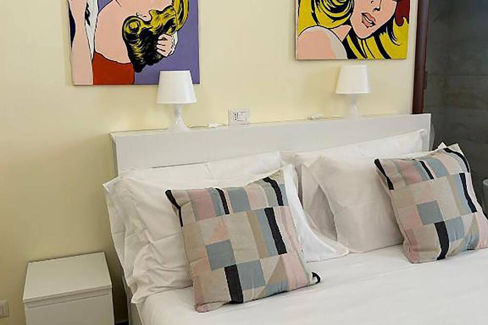 Apartamento entero, Independent Rooms by Ghor in Centro de Roma, Roma