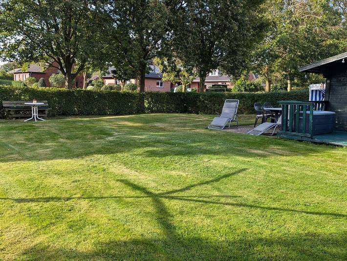 Ferienwohnung für 5 Personen, mit Garten und Terrasse in Alkersum - 4