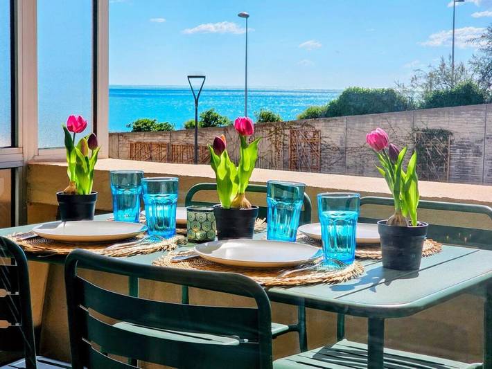 Gîte pour 4 personnes, avec Terrasse et Piscine dans Port de Sète