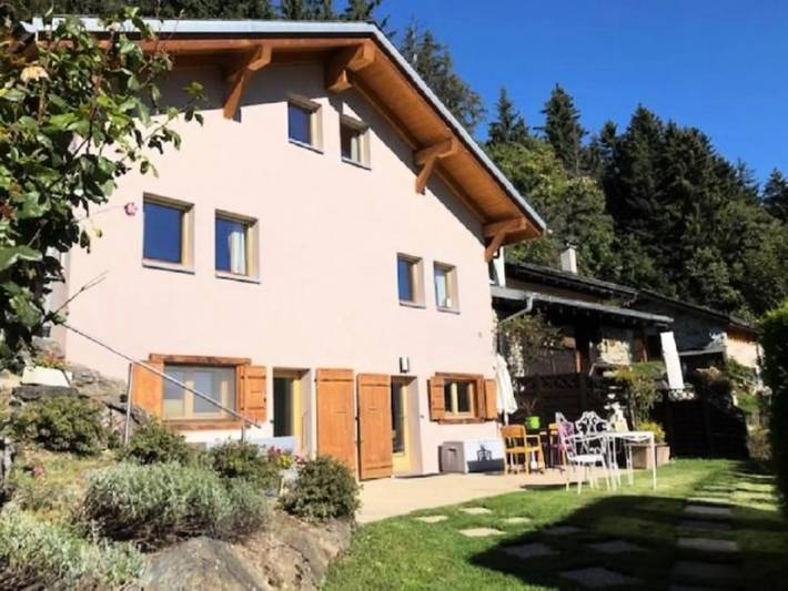 Gîte pour 2 personnes, avec terrasse à Ayent