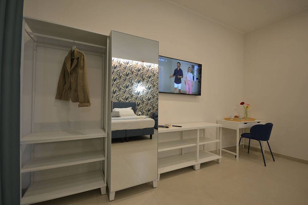 Entire apartment, Domus Pompeii is a cozy vacation home 2 minutes from the Pompeii ruins in Pompei, Naples Province