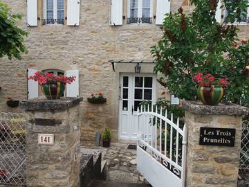 Chambre d’hôte pour 3 personnes, avec jardin à Saint-Pierre-Toirac