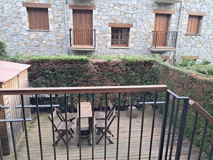 Gîte pour 4 personnes, avec Balcon et Terrasse ainsi que Jardin et Vue à Vilallonga de Ter