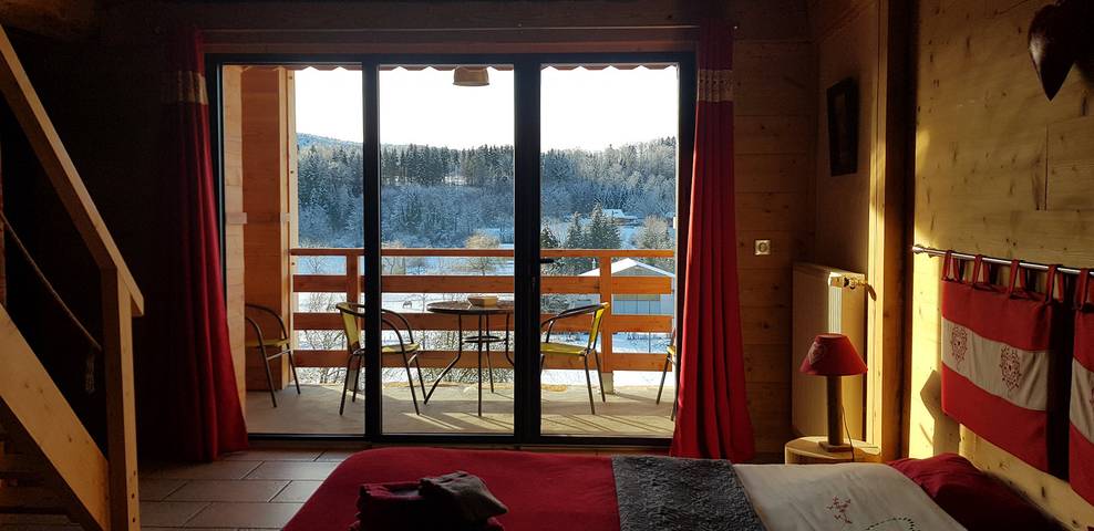 Chambre d’hôte pour 4 personnes, avec piscine ainsi que jacuzzi et jardin dans le Jura - 4