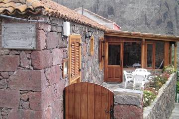 Gîte pour 4 personnes, avec jardin ainsi que piscine et balcon dans Masca