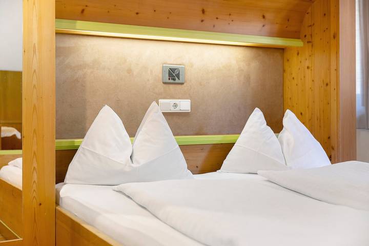 Apartamento inteiro, Apartamento '3 Residence Ciasa Ulli Typ A' com Vista Montanha, Terraço Partilhado e Wi-Fi in San Cassiano, Badia