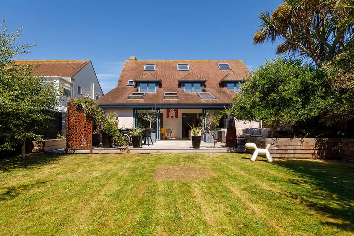 Holiday rental for 12 people, with Garden in East Wittering