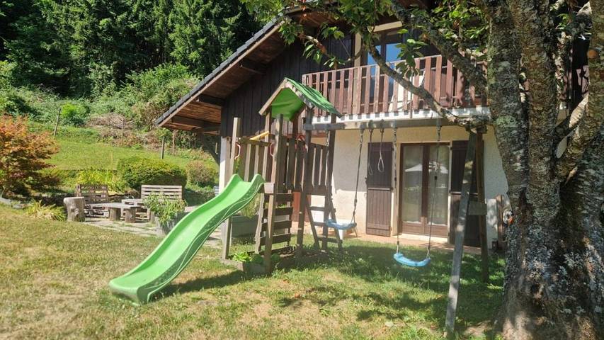 Maison de vacances pour 8 personnes, avec Balcon et Terrasse ainsi que Jardin et Vue
