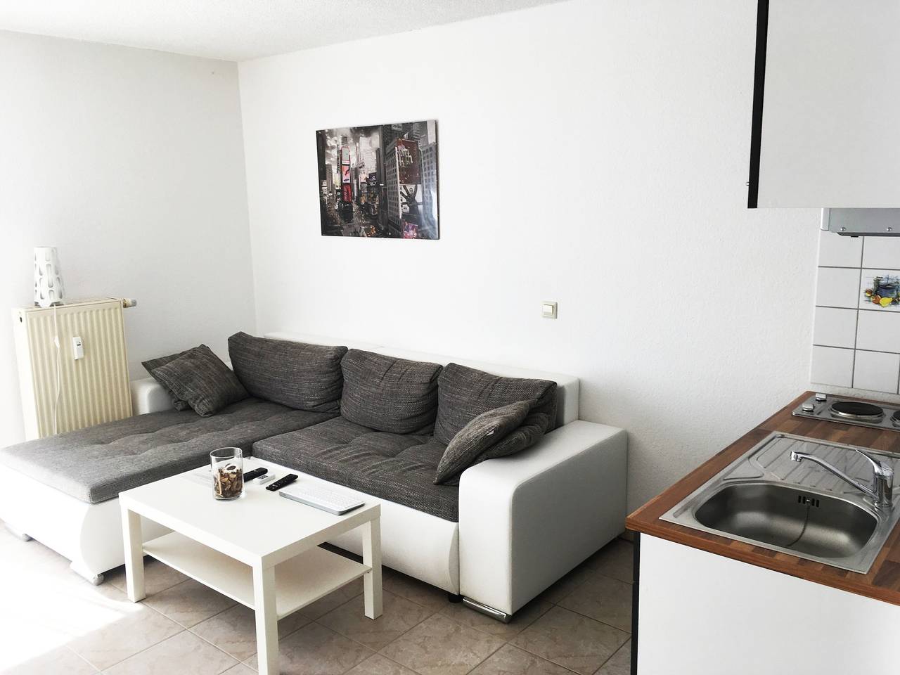 Ganze Wohnung, Karest – Kompaktes Apartment mit Balkon in Neckarsulm, Kurpfalz