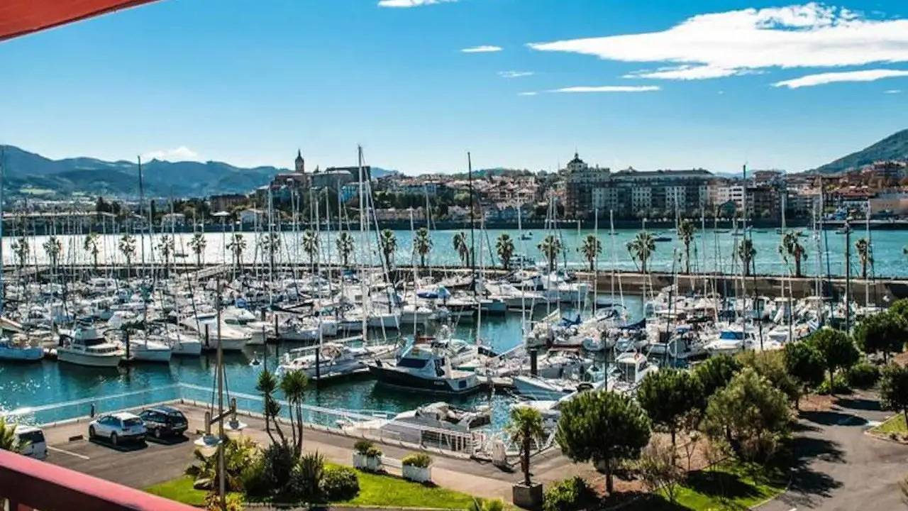 Apartamento vacacional entero, Apartamento de vacaciones para 5 personas in Hendaya, Region de Bayona