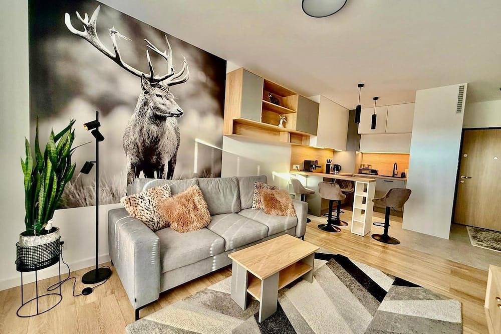 Ganze Wohnung, Jarzebinowa Loft by Jumpinhere in Nowy Dwór Mazowiecki, Masowien