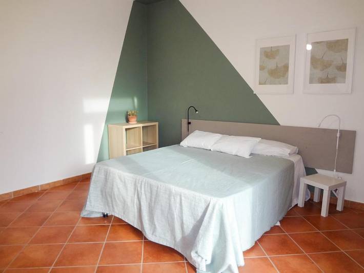 Ferienwohnung für 2 Personen, mit Balkon und Terrasse sowie Garten