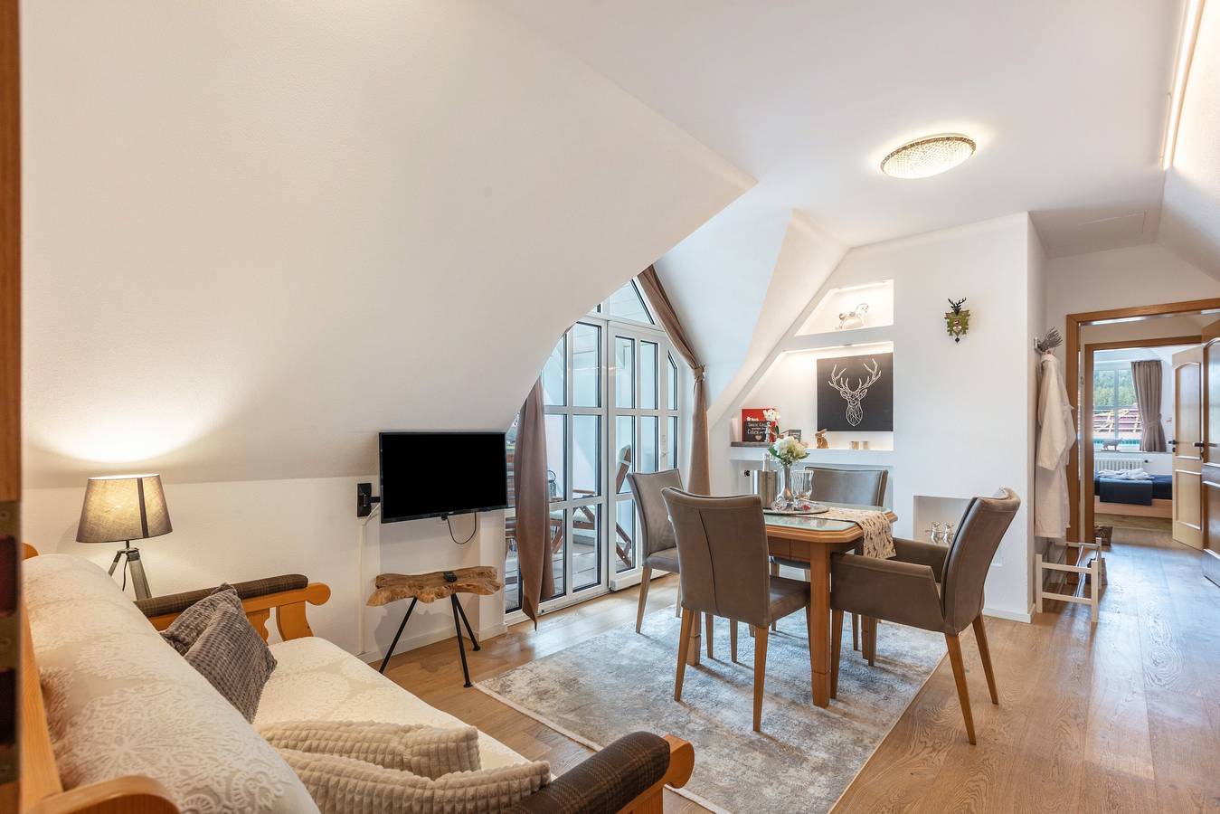 Ganze Wohnung, Ferienwohnung 'Seaview' mit Gemeinschaftsgarten, Balkon und Wi-Fi in Schluchsee, Südschwarzwald